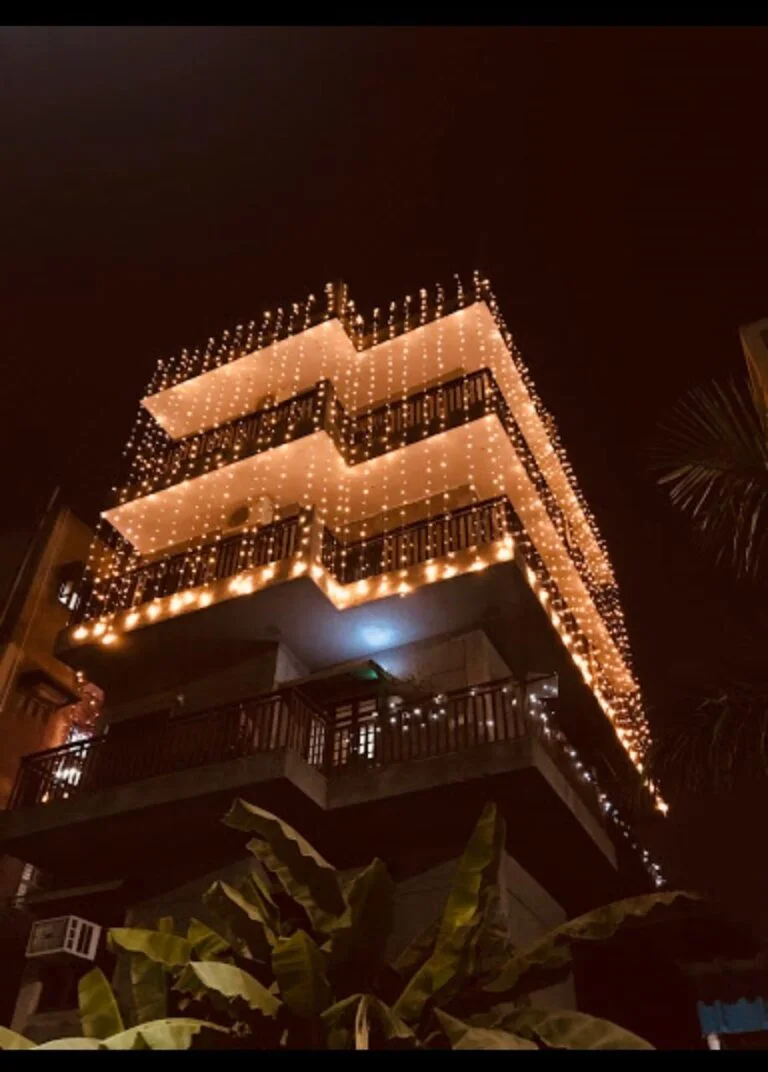 satguru accommodation - best girls pg for girl & women in dwarka delhi single double triple sharing near airport iskcon temple